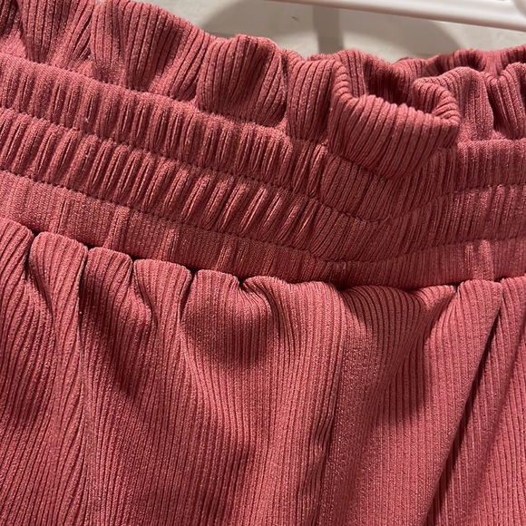 Loose Shorts, Size 8, Dusty Rose (Pink), NWOT - Picture 3 of 4